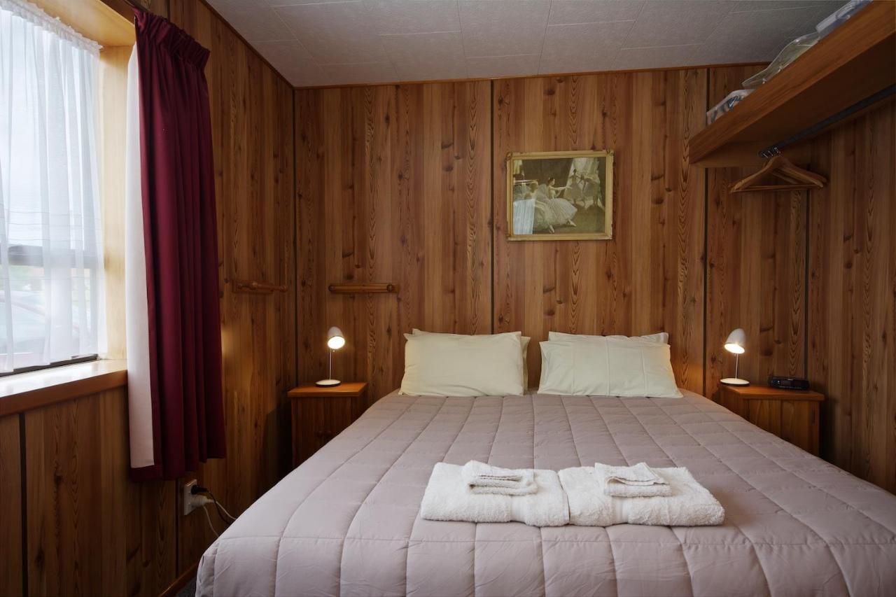 Owaka Lodge Motel מראה חיצוני תמונה